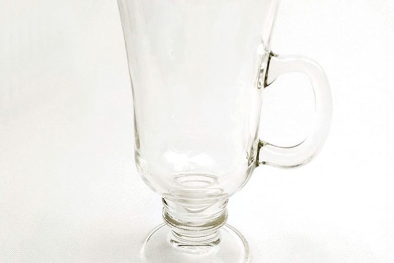 Classic design tall glass mug (3)