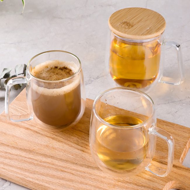 Transparent glass mug with wooden lid (3)