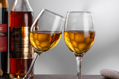 Unique red crystal wine glass (3)