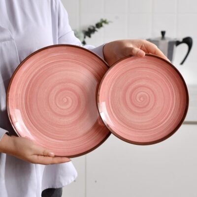 Custom melamine dinnerware sets for restaurants and retail