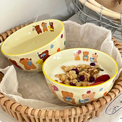 Wholesale personalized ceramic bowls with cute patterns