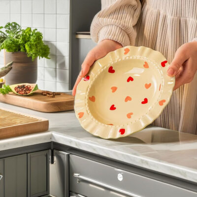 Heart pattern ceramic plates cream style dinnerware