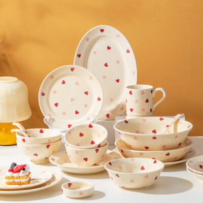 Heart-shaped luxury gift dinnerware sets custom design