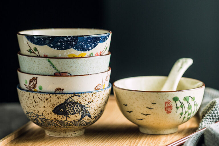 Creative Japanese ceramic bowls for dinnerware sets
