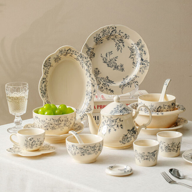 Luxury Pattern Home Dinnerware Sets Supplier (8) Luxury pattern dinnerware sets supplier collection