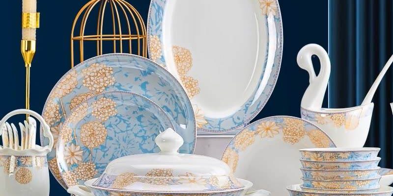 Luxury wedding gift dinnerware sets factory collection