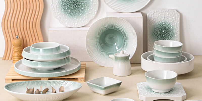 Nordic glazed dinnerware sets factory supply